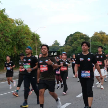 Runner Photo 4093619