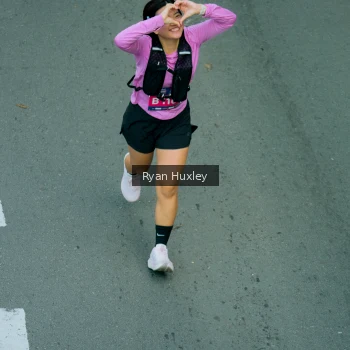 Runner Photo 4093635