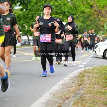 Runner Photo 4093651