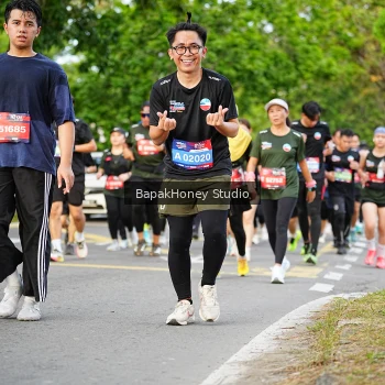 Runner Photo 4093665