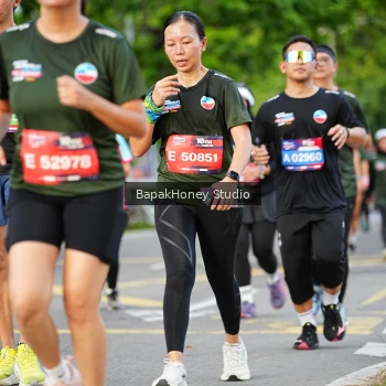 Runner Photo 4093684