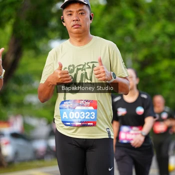 Runner Photo 4093700