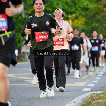 Runner Photo 4093765