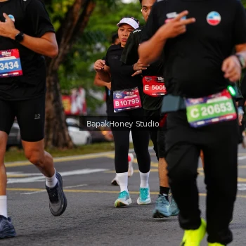 Runner Photo 4093767