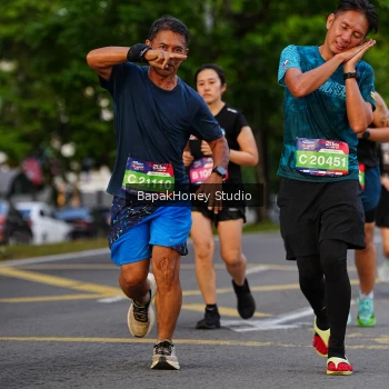 Runner Photo 4093768