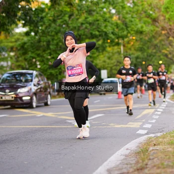 Runner Photo 4093774
