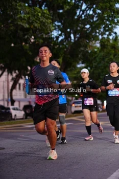 Runner Photo 4093842