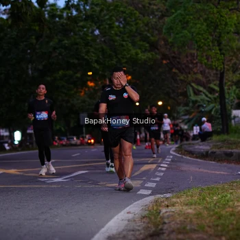 Runner Photo 4093849