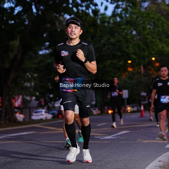 Runner Photo 4093855