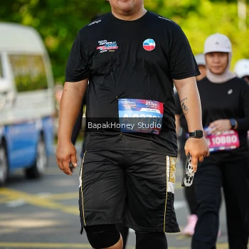 Runner Photo 4093924