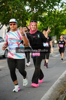Runner Photo 4094005