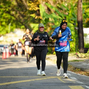 Runner Photo 4094257