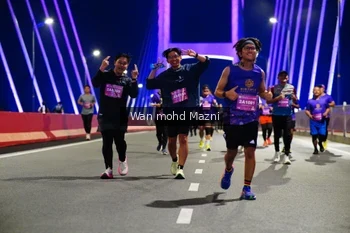 Runner Photo 4094273