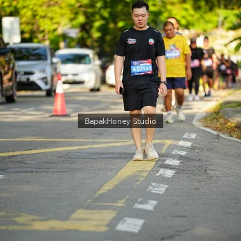 Runner Photo 4094275