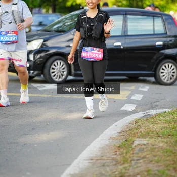 Runner Photo 4094365