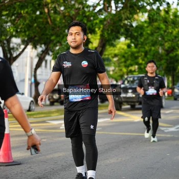 Runner Photo 4094383