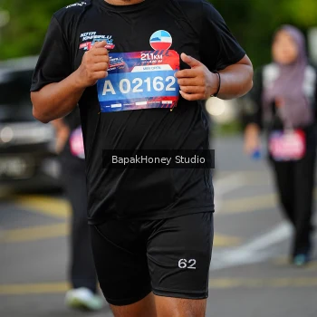 Runner Photo 4094407