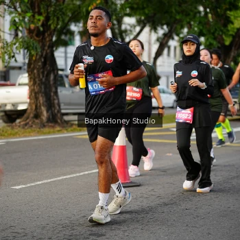 Runner Photo 4094431