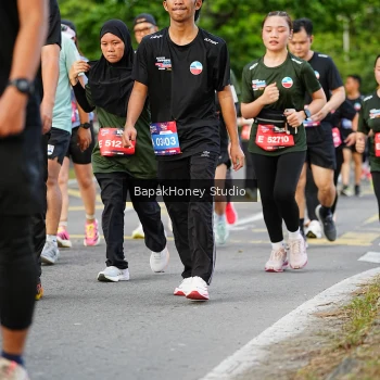 Runner Photo 4094575