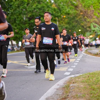 Runner Photo 4094679