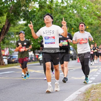 Runner Photo 4094696