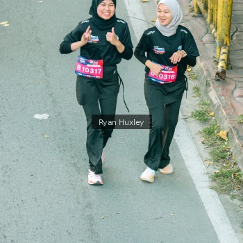 Runner Photo 4094702