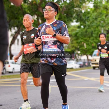Runner Photo 4094711