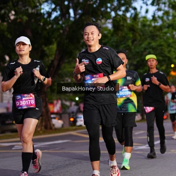 Runner Photo 4094750