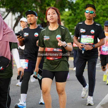 Runner Photo 4094909