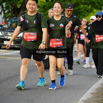 Runner Photo 4095009