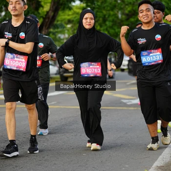 Runner Photo 4095013