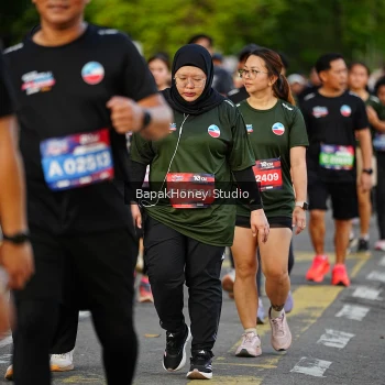 Runner Photo 4095016