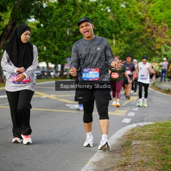 Runner Photo 4095018