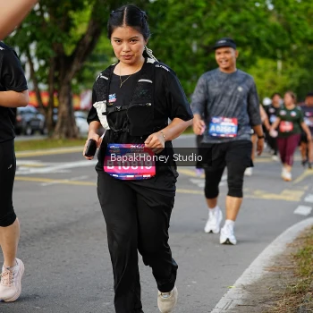 Runner Photo 4095020