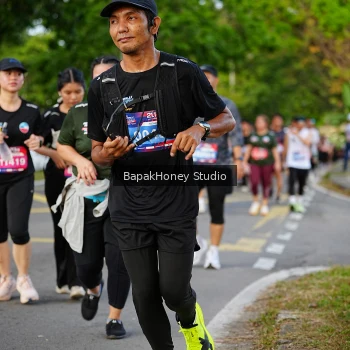 Runner Photo 4095028