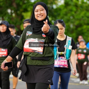 Runner Photo 4095033