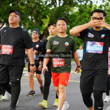 Runner Photo 4095035