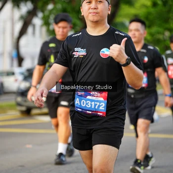Runner Photo 4095039