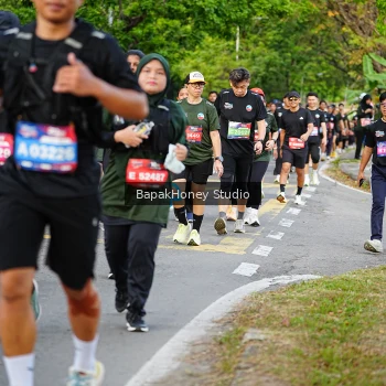 Runner Photo 4095046