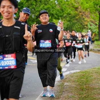 Runner Photo 4095047