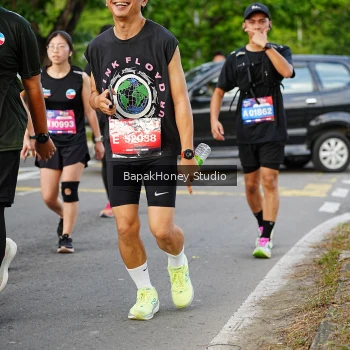 Runner Photo 4095048