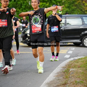 Runner Photo 4095052