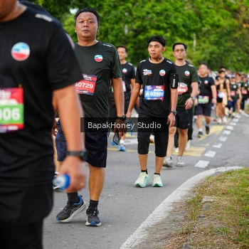 Runner Photo 4095058