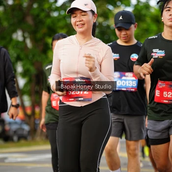 Runner Photo 4095062
