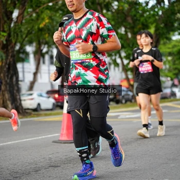 Runner Photo 4095094