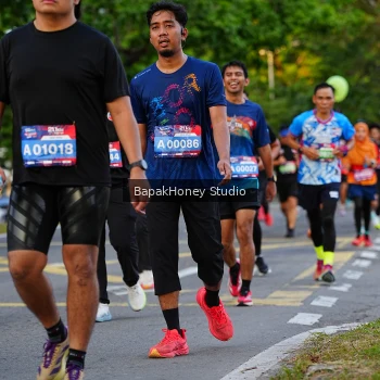 Runner Photo 4095138