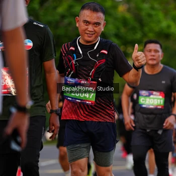 Runner Photo 4095141