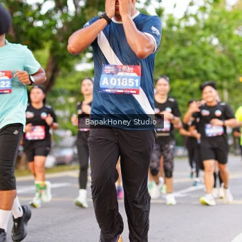 Runner Photo 4095171