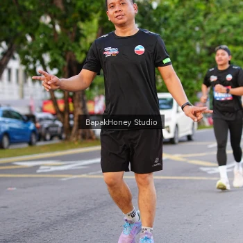 Runner Photo 4095188