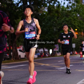Runner Photo 4095219